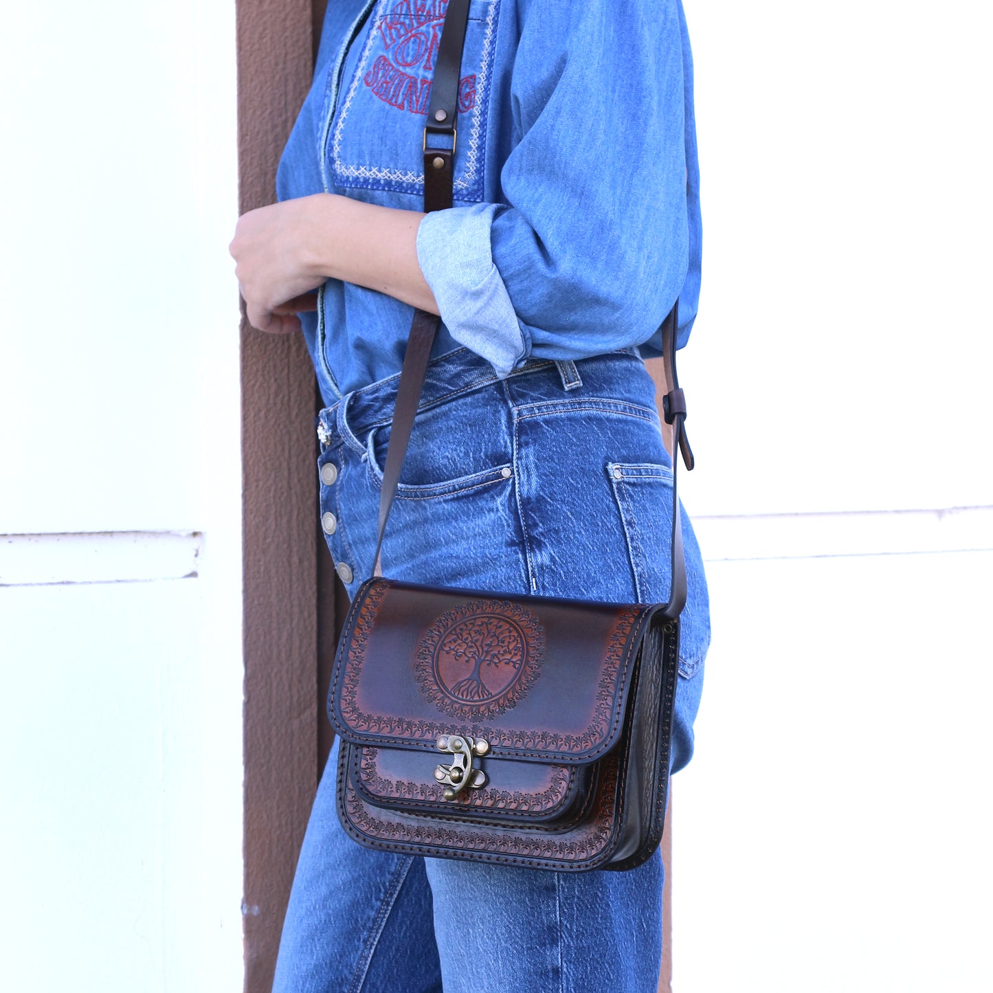 Handmade Leather Crossbody Bag – Tooled Tree of Life Design, Vintage Brown Satchel