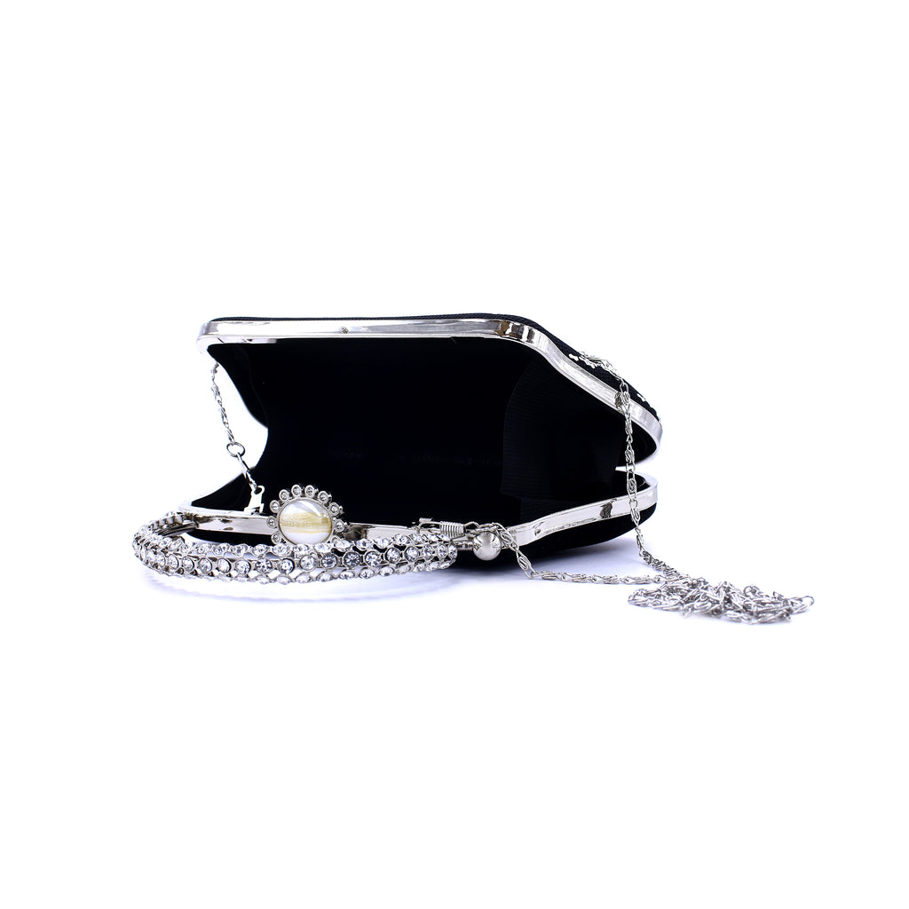 Elegant Velvet Clutch for Special Occasions – Handmade Silver Accent Bag | Zavelya Atelier