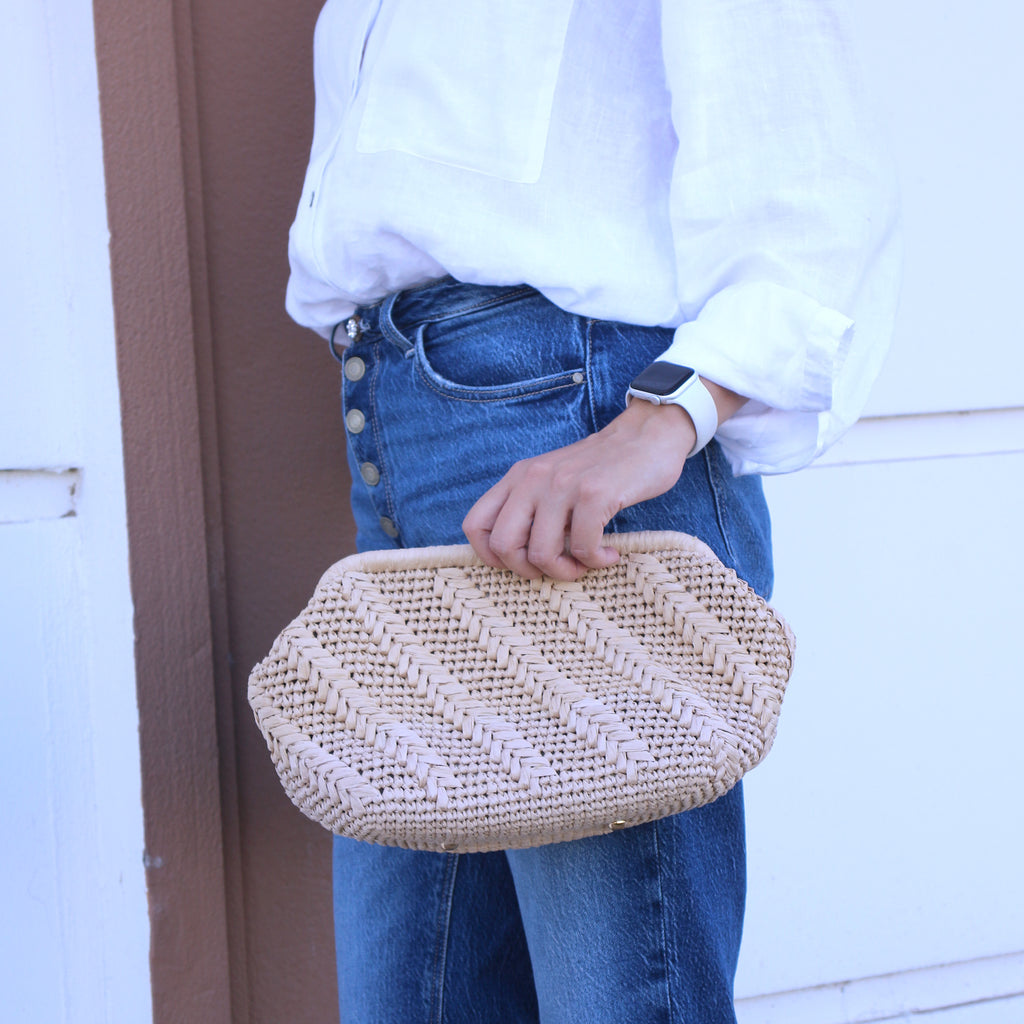 Minimalist Woven Raffia Bag