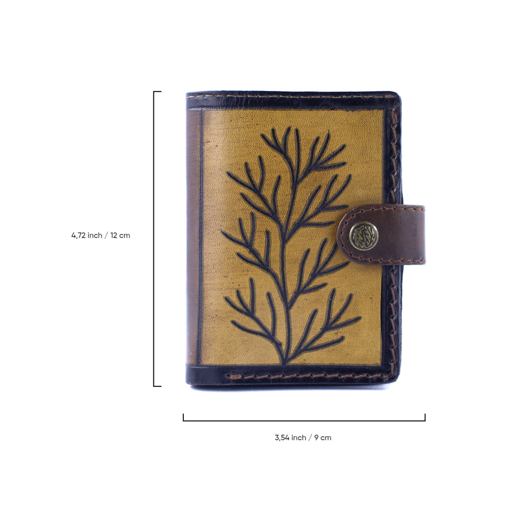 Vintage Leaf Pattern Leather Wallet