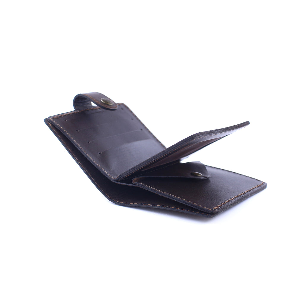 Vintage Leaf Pattern Leather Wallet