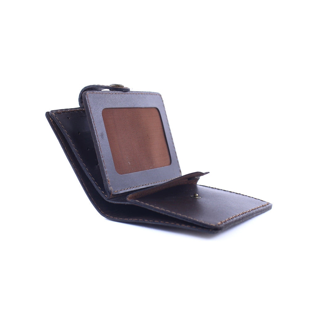 Vintage Leaf Pattern Leather Wallet
