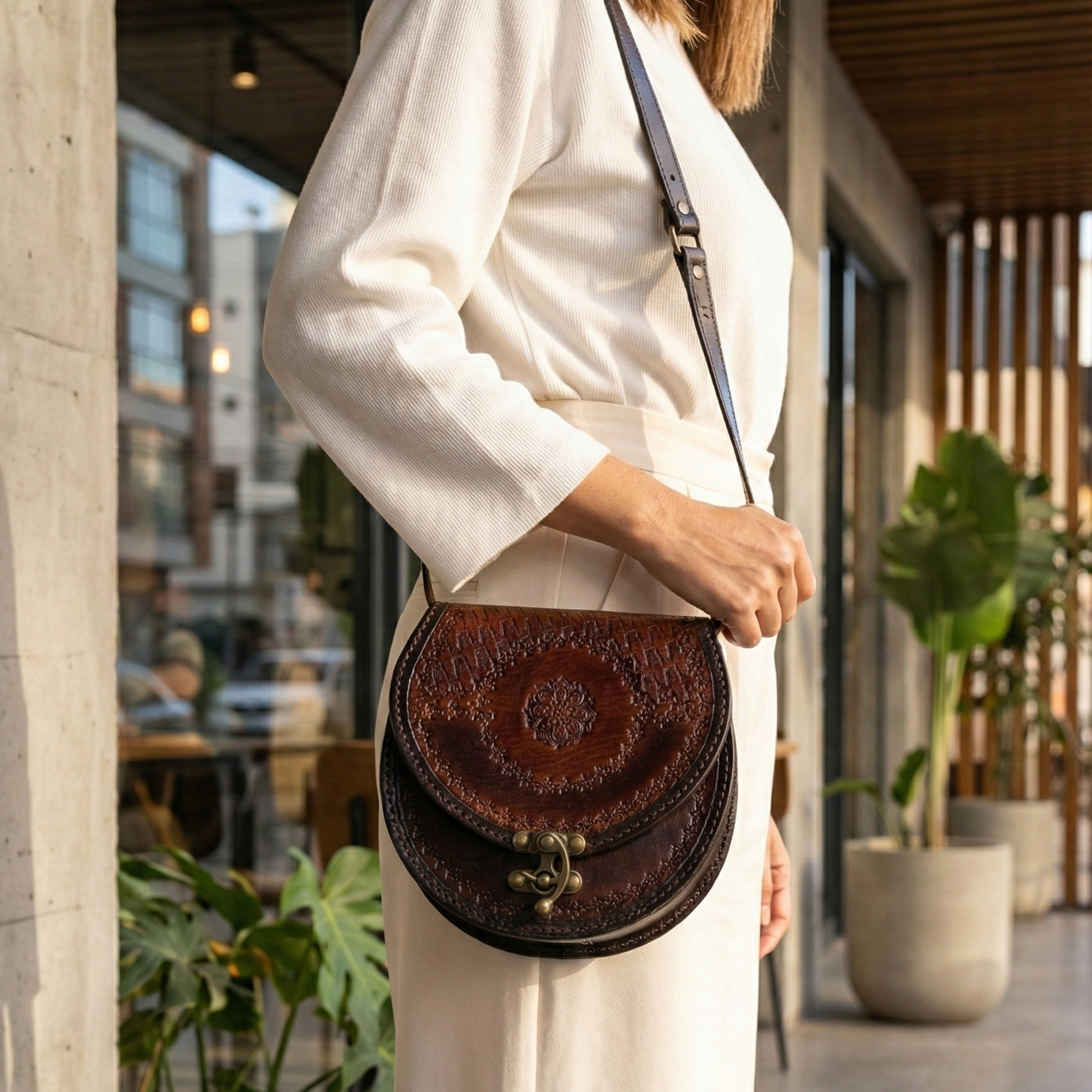 Vintage Round Flap Leather Bag